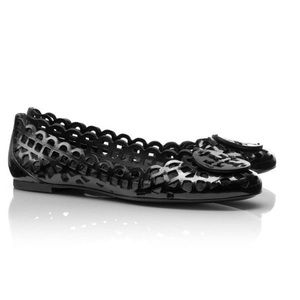 PRICE FIRM‼️Tory burch mira scallop flats